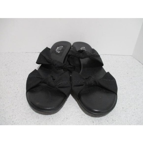 *Munro Black American Twisted Knotted Fabric Slip On Slide Sandals - Picture 7 of 10